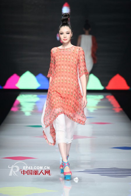 中国国际时装周:OUDIFU•李祖亮2013春夏时装发布会