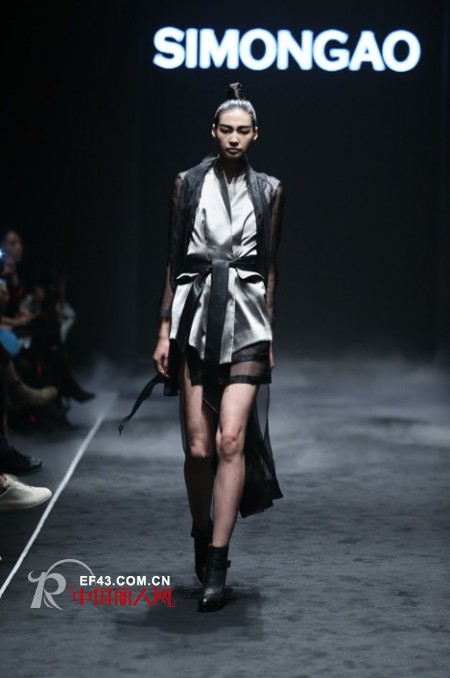 2013春夏中国时装周——SIMONGAO-高杨时装发布会