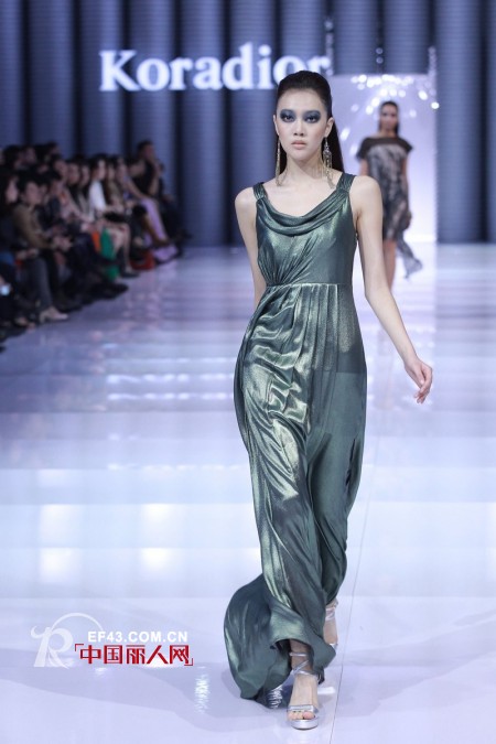 珂莱蒂尔·房莹2013春夏“新乌托邦”主题发布会