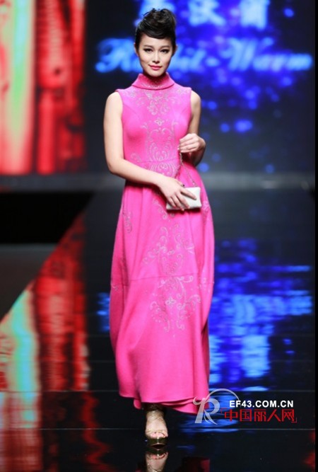 中国国际时装周:蕾沃尔·庄淦然时装发布会