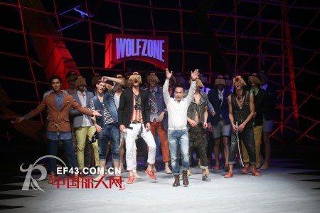 中国国际时装周:狼道•刘奕群牛仔装发布会“回归本土”