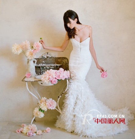 The Knot Winter 2012婚纱系列感受甜蜜花香