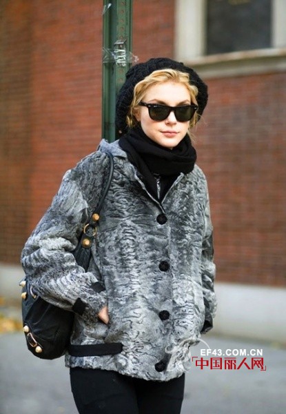 MM们都爱毛线帽 秋冬保暖扮靓不可少