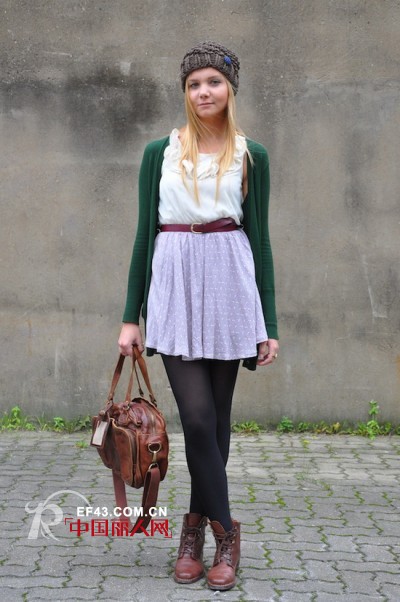 MM们都爱毛线帽 秋冬保暖扮靓不可少