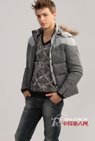 Mark Fairwhale休闲装 时下街拍达人的潮流之选