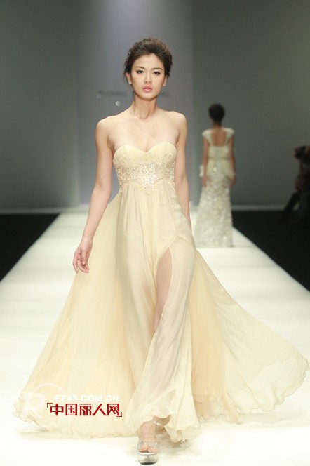 “无界•意境”Zhang jingjing•张京京高级定制发布会