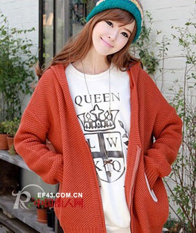 紧随时尚的潮流   穿衣就要穿出鲜明的个性