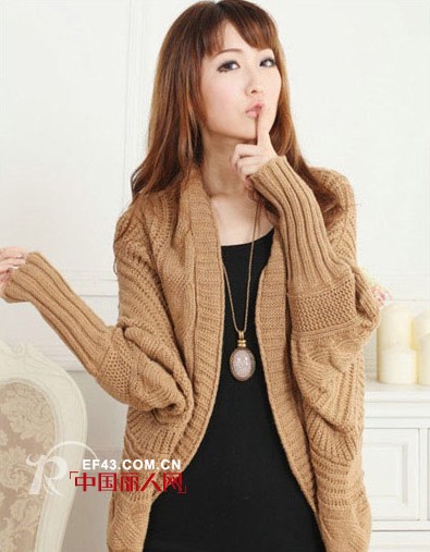 紧随时尚的潮流   穿衣就要穿出鲜明的个性