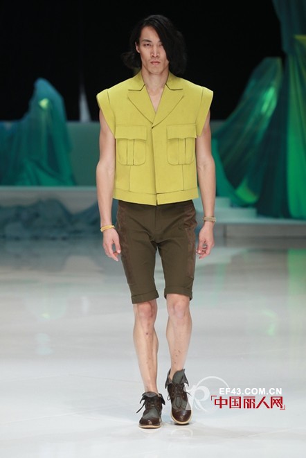 中国国际时装周:JOOOYS金绎·赵亚坤高级定制发布会