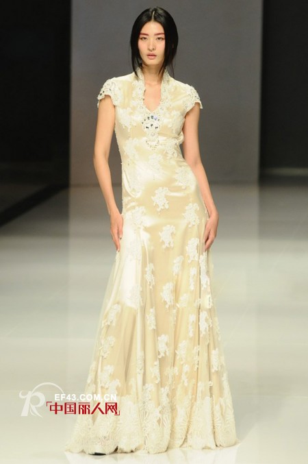 NE·TIGER高级定制华服发布会拉开中国国际时装周开幕首秀