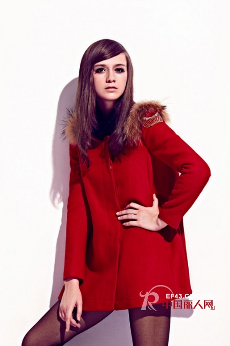 春美多2012冬季新款 红黑魅惑出街抢眼NO.1