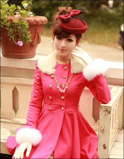 秋冬亮色衣服搭配 做闪亮焦点