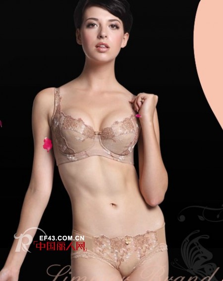 思沐时尚内衣  充分展现女性由内而外的自信