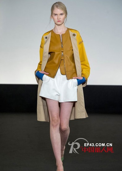 Hermes（爱马仕）2013春夏女装系列  跟你一起“旅行”