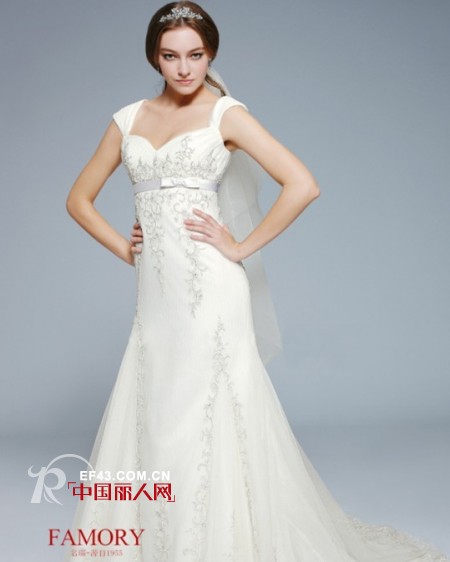 FAMORY婚纱编织每一位新娘的梦