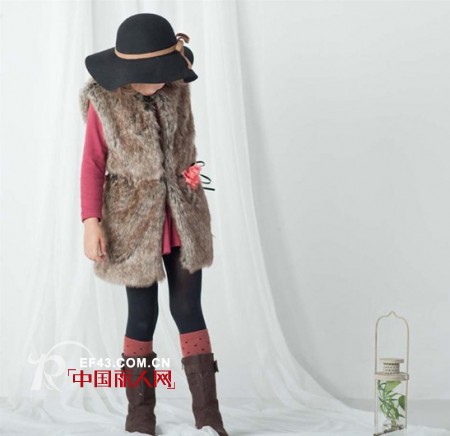 LaceMint 2012秋冬新品系列之长款无袖皮草