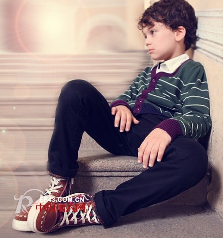 KUKU-WALK童鞋 成为时尚的娇儿