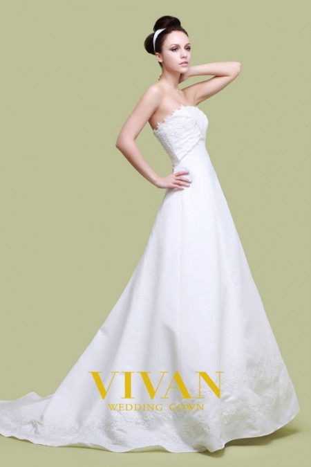 每个新娘的梦想品牌 VIVAN 婚纱美图鉴赏