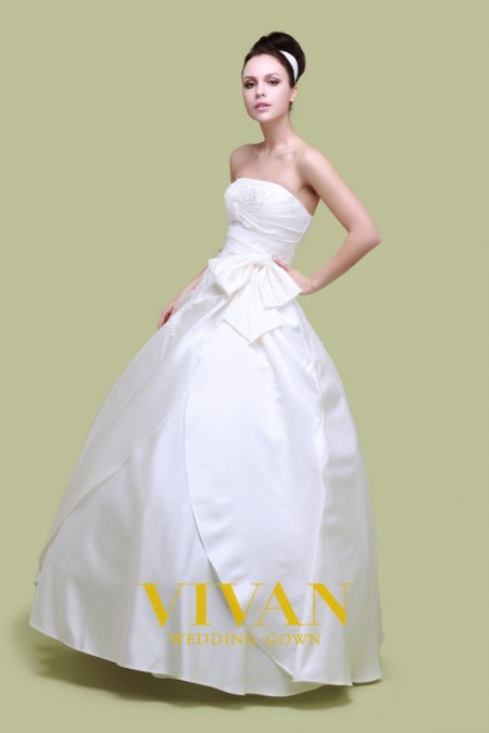 每个新娘的梦想品牌 VIVAN 婚纱美图鉴赏