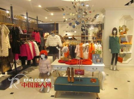 摩凡女装湖墅店品牌业绩双升级