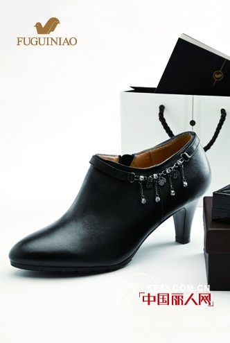 富贵鸟秋冬女鞋 舒适时尚一并拿下