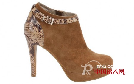 EBLAN 伊伴秋冬ANIMAL  PRINT系列裸靴美图大赏