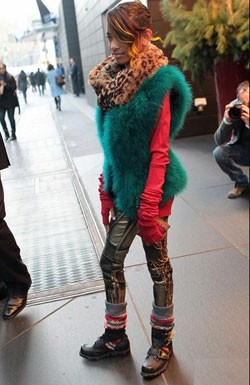 应季搭配 红绿搭出圣诞大牌范