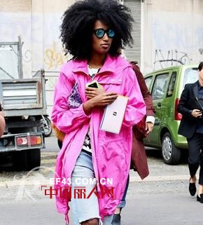 Hold住视线的最佳出街装扮  秋冬潮爆风衣穿搭盘点