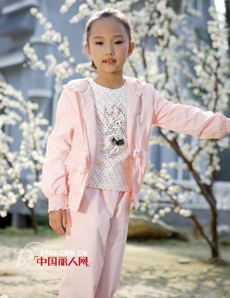 小猪噜噜品牌童装  营造精彩健康的童年生活