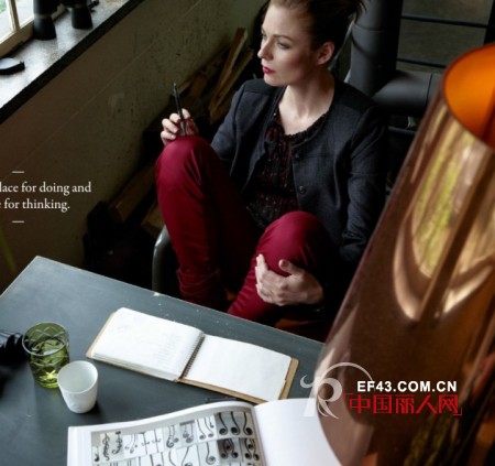 花木马2012秋冬新品  装扮着女孩最美的一身