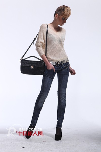 Motusel时尚女装追求混搭与个性