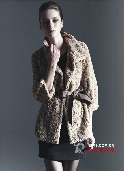 BBLLUUEE粉蓝时尚女装:有品位的时尚,有品质女的优雅