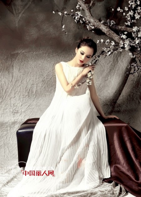 JanetWear珍妮维尔2013春夏新品将褶皱时尚进行到底