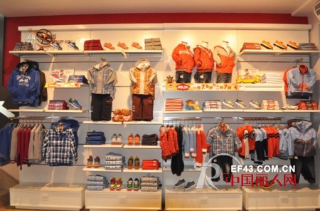 打造儿童鞋服卖场标准样板——街拍ABC童装丽水旗舰店