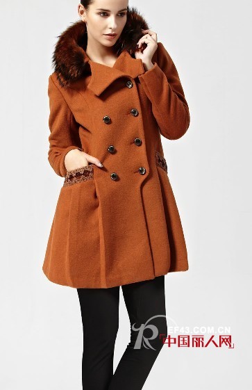 黛绮女装 心机展现女人优雅气质