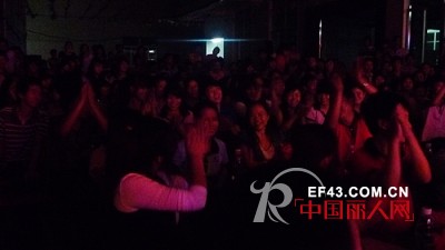 精彩回顾:雅培迎中秋庆国庆联欢晚会欢乐举行