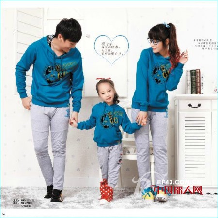 龙狮服饰情侣装亲子装品牌阳光密码火热招商进行中