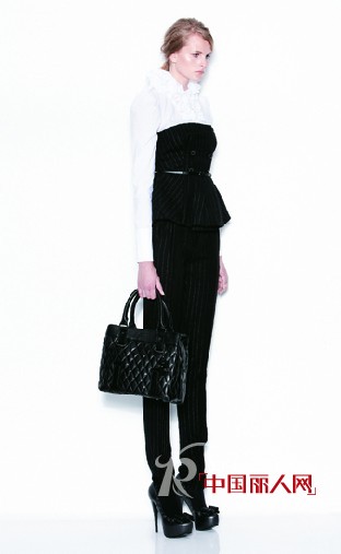 JORYA女装2012冬季以愉悦之情体味时尚的美感