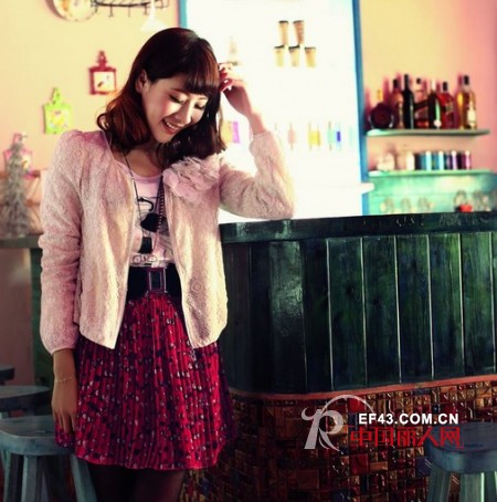 凡花清甜女装 魅力出街Hold住全场