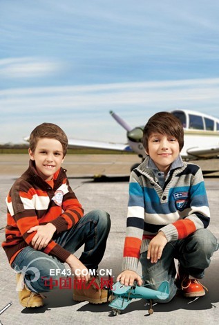 巴柯拉童装2012秋冬 给孩子最美丽自信的快乐时刻