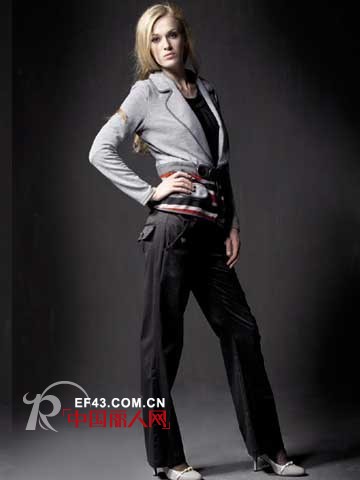 LECHEVAL莱丝法女装显露着欧洲时装潮流文化