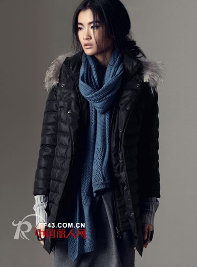 所然女装极简风格 演绎清新文艺范儿