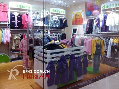 嘟嘟可儿亲子童装深圳华强北佳年外贸商城店隆重开业啦