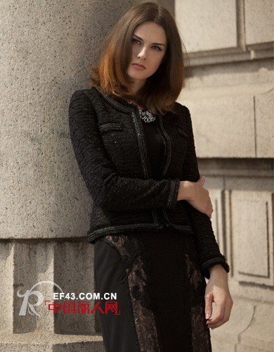 让女性看见自己身材优点  emely2012女装秋冬新品