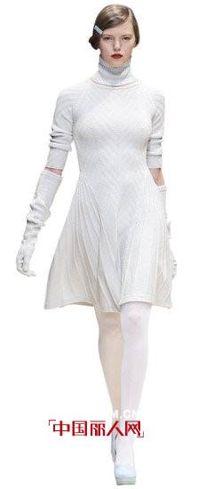 纯白色来袭 打造冬日仙境中的女王