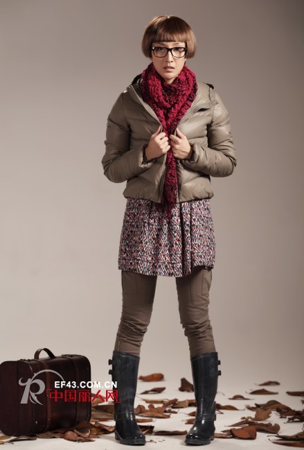 “broadcast-播”女装  不经意间打动着都市人冷漠的心