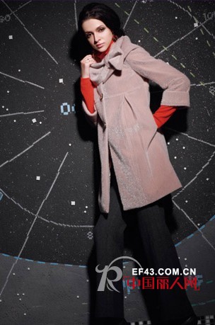 FROAIG芙芮婕品牌女装  体现都市白领丽人的时尚典雅