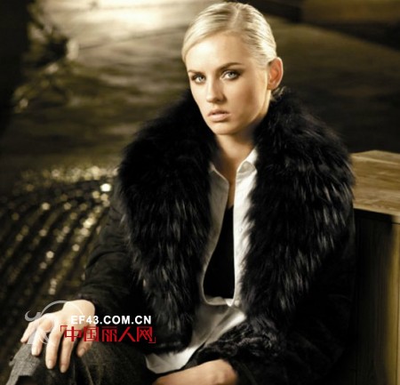 L’ORFEO时尚女装感受古典音乐中的空灵与唯美