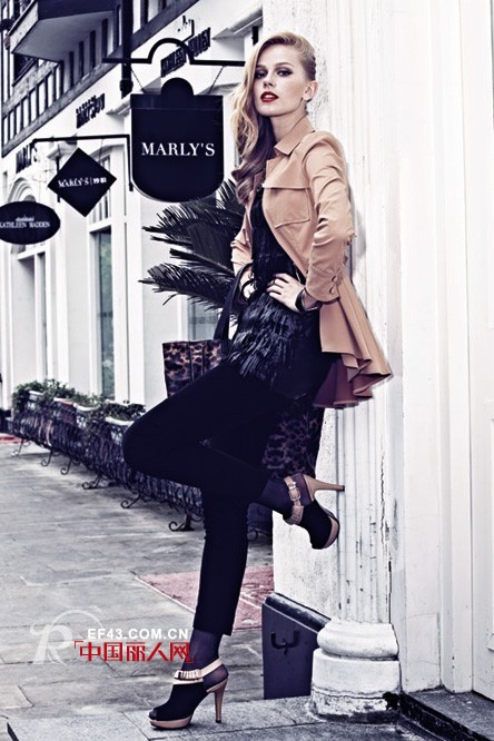 婉枫WOORFER2012秋冬新品优雅摩登风亮相街头