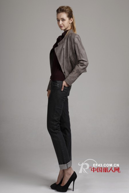 CAGLIARI EXCHANGE让婉约的你在职场中梦芒毕露